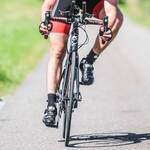 Immagine: 10_Steven Tait_in bicicletta