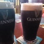 Immagine: 1_Alessandro Merz_due Guinness