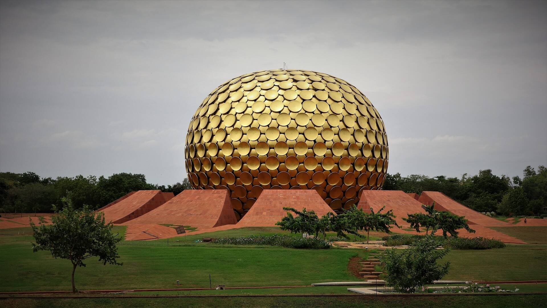 Immagine: 1_Auroville_città spirituale
