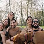 Immagine: 2_Arianna March_con amici 