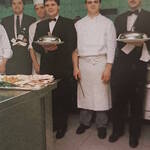 Immagine: 4_Antonio Pretti_lo chef e il suo staff