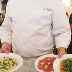 Immagine: 9_Denis Franceschini_servendo