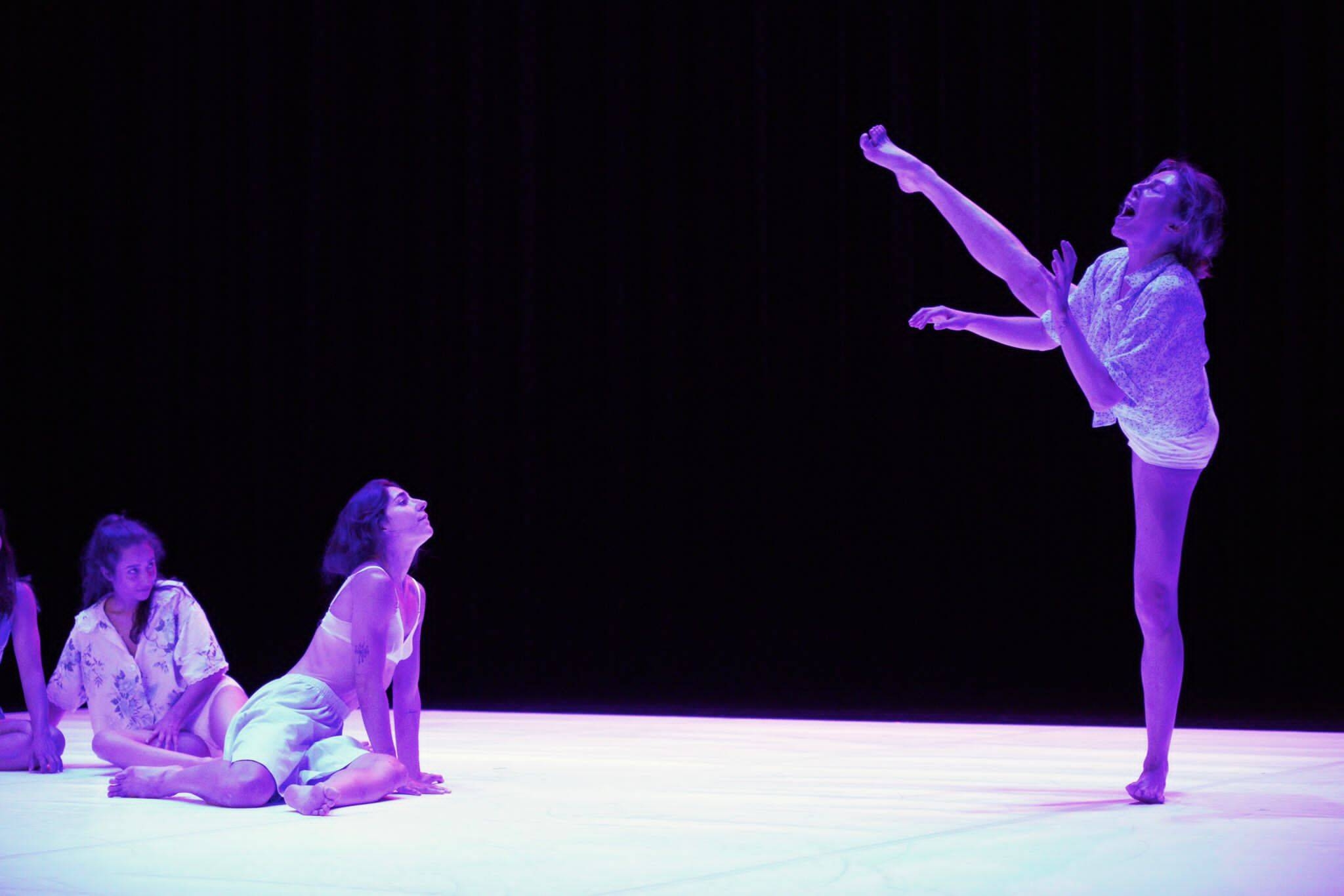 Immagine: Mary's Daughters by AWA