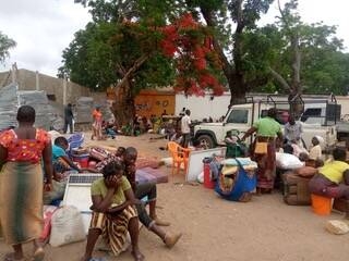 Immagine: sfollati a causa del conflitto in Mozambico (1)